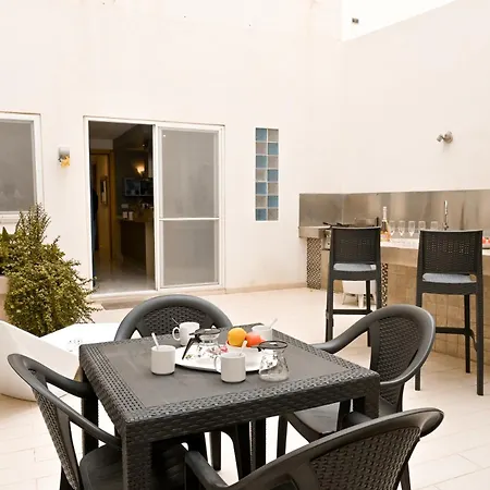 Modern & Terrace By The Beach, 3brd In Qawra - Happy 아파트 세인트폴스베이