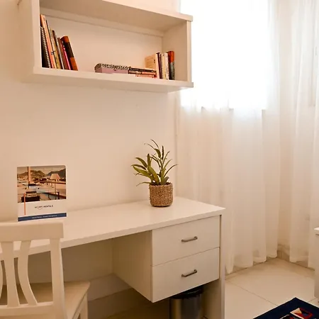 Modern & Terrace By The Beach, 3brd In Qawra - Happy 아파트 *